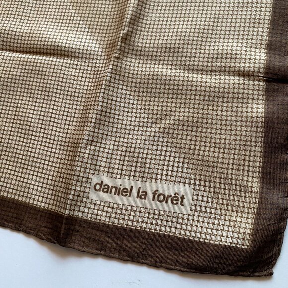 Vintage Daniel la Forêt Paris Silk Scarf 18.5” Fall Beige Brown Black Geometric - Picture 5 of 6
